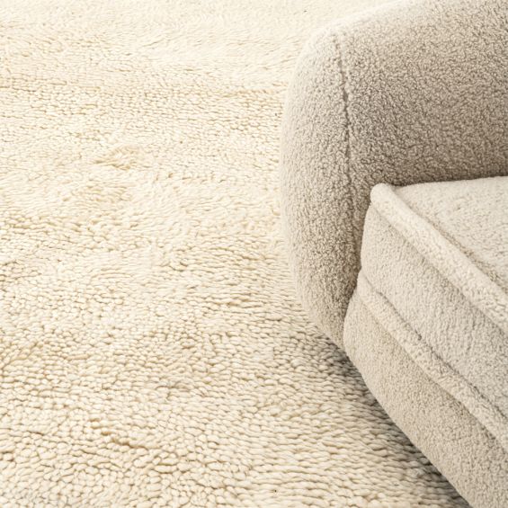Eichholtz luxurious white wool rug