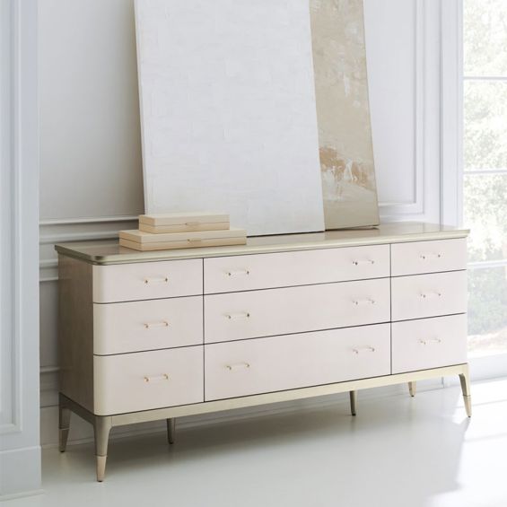 Dreamy Dresser