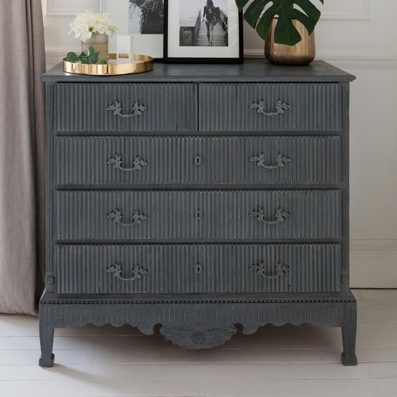 Delphine Chest of Drawers