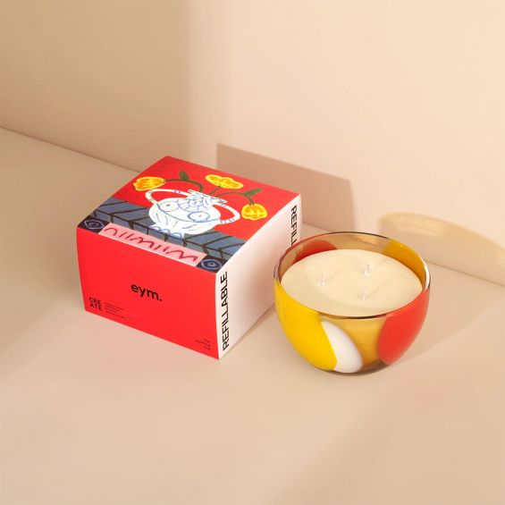 An uplifting and energising, 100% natural candle with beautiful hand-blown glassware