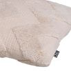 Chic cushion with zig-zag design in tufted cotton finish