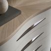 Meandrous Dresser