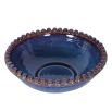 Ceramic bowl with sleek bobbin detail