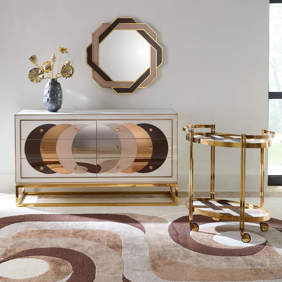 Chambeige Credenza