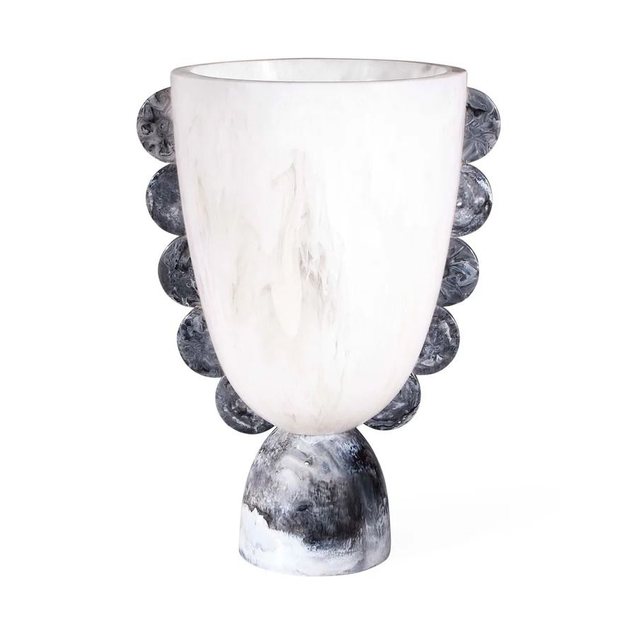 Como Scalloped Urn - Black & White