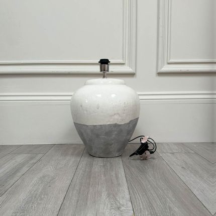 Natural grey and white ceramic lamp