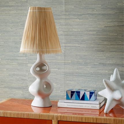 Modern curved cream ceramic lamp with rattan shade