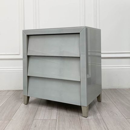Glass-covered shagreen 3-drawer chest in light grey
