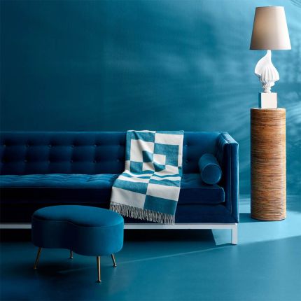 Cozy graphic print throw in blue and white with fringe detail