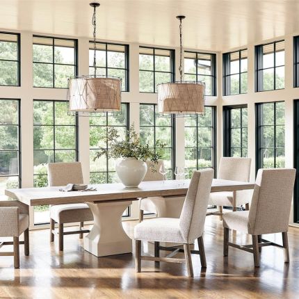 Bernhardt Aventura Dining Table (Extendable)