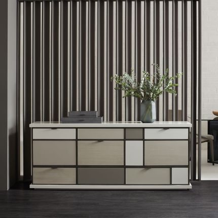 Caracole Repetition Buffet