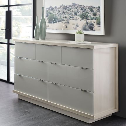 Caracole Expressions Dresser