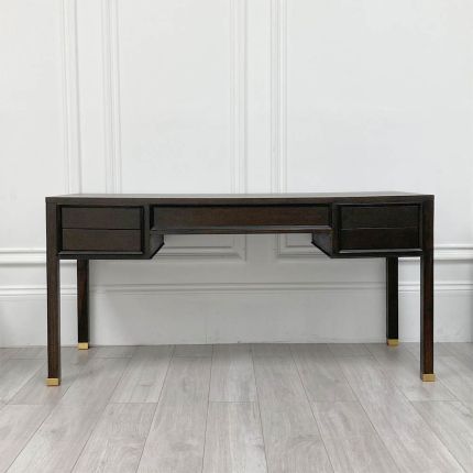 Elegant, corporate chic desk