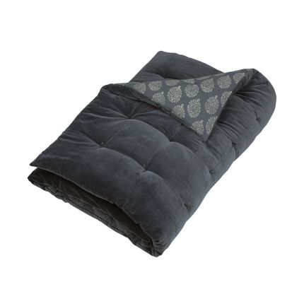 Luxurious chic navy blue quilt