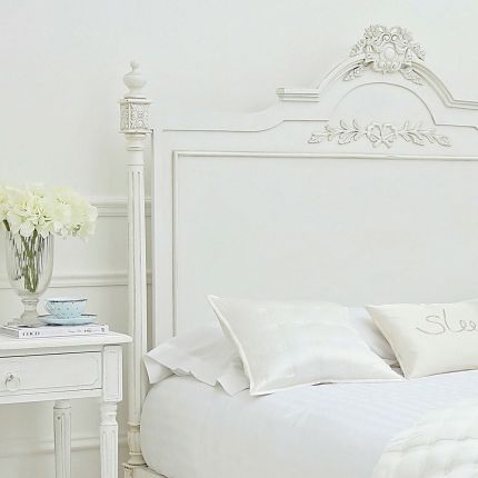 Silk ivory square cushion