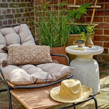 Solana Side Table