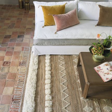 Gorgeous Scandinavian-inspired rug with cotton and wool details
