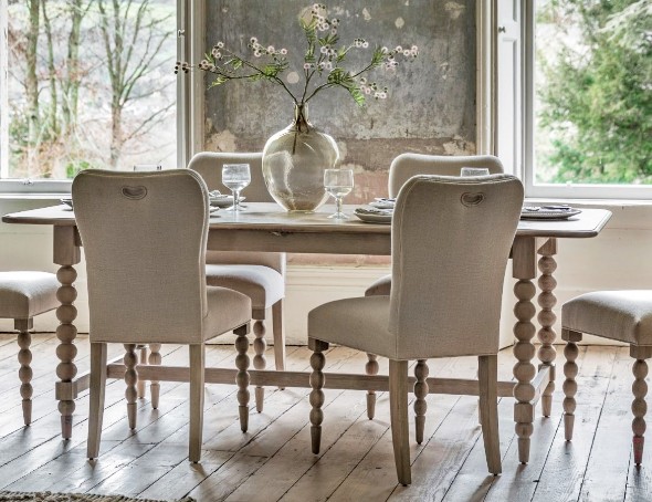 DINING CHAIRS 