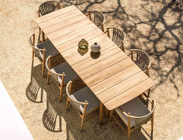 Skyline Outdoor Tables