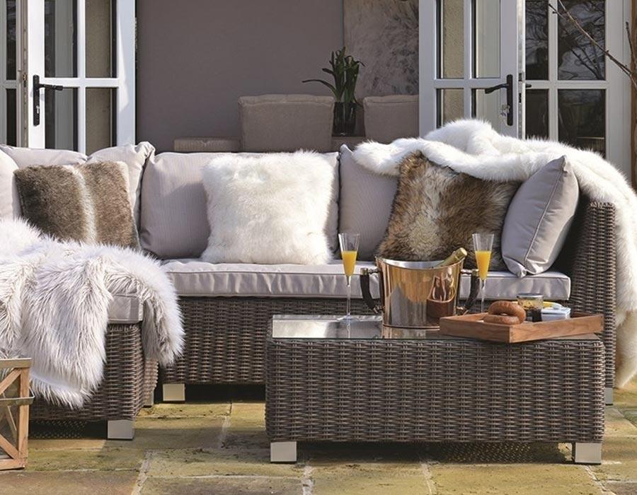 Garden Tables & Chairs